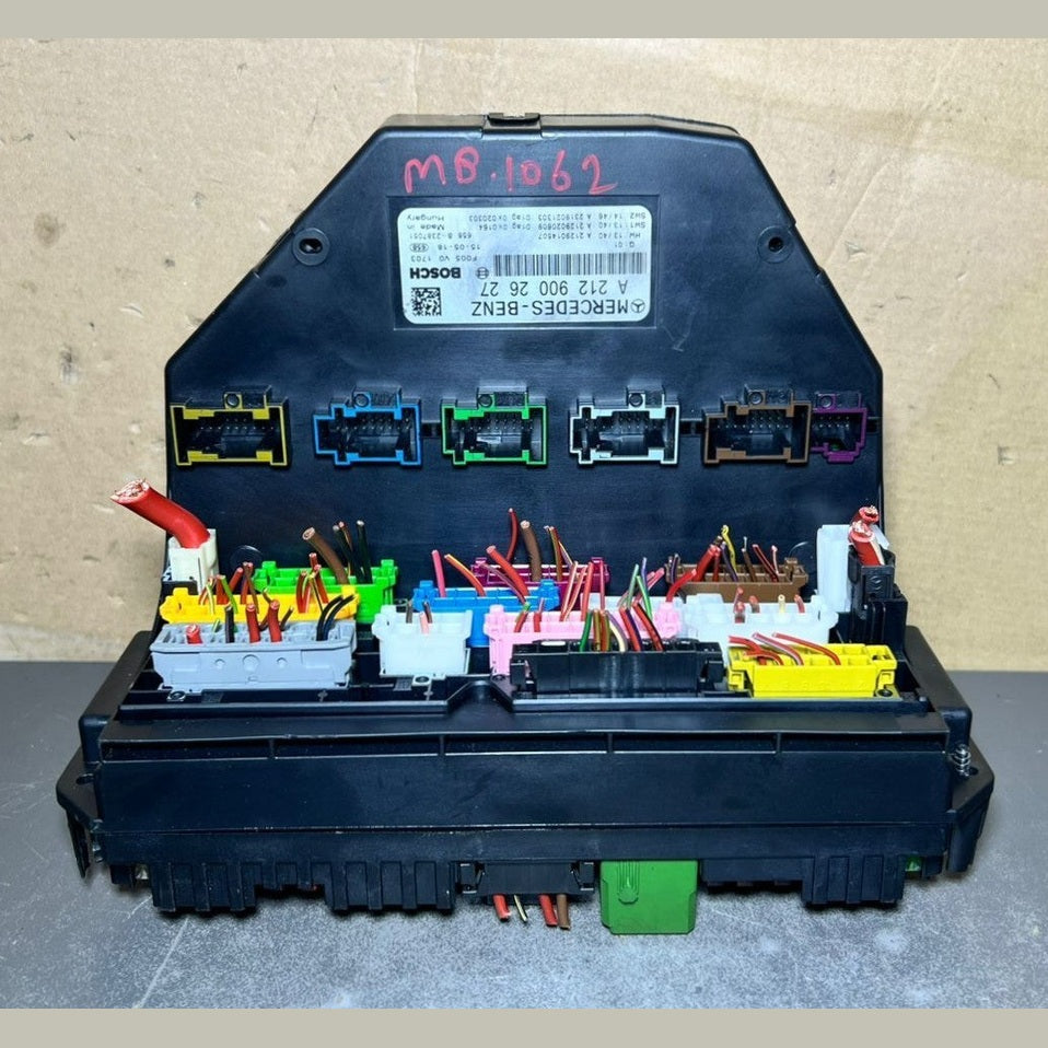10-16 Mercedes-Benz W212 W204 Front SAM Module Relay Fuse Box A212 9002627 OEM