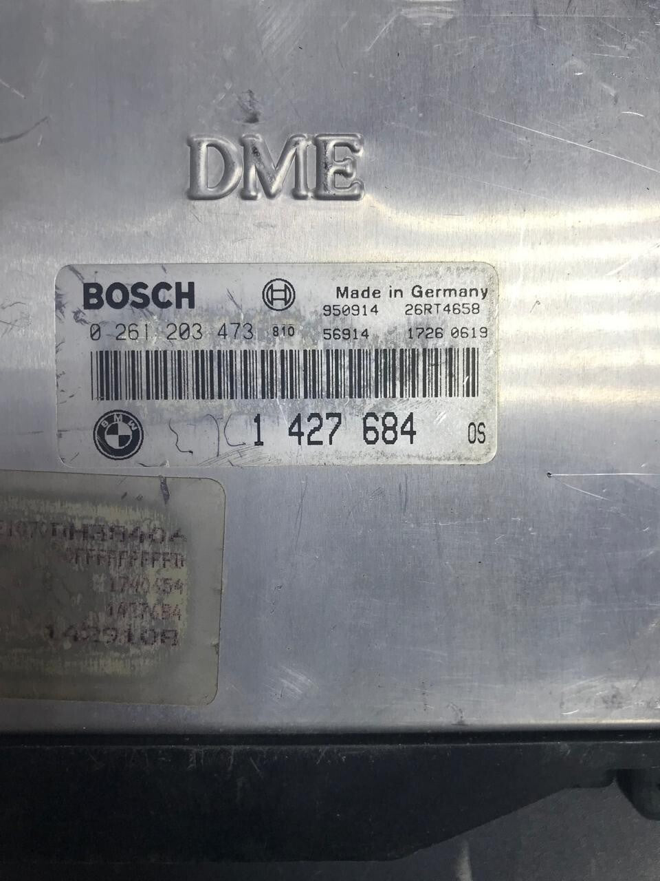BMW 750iL  E38 1995 M73 ENGINE CONTROL COMPUTER ECU UNIT SET  DME 1427684