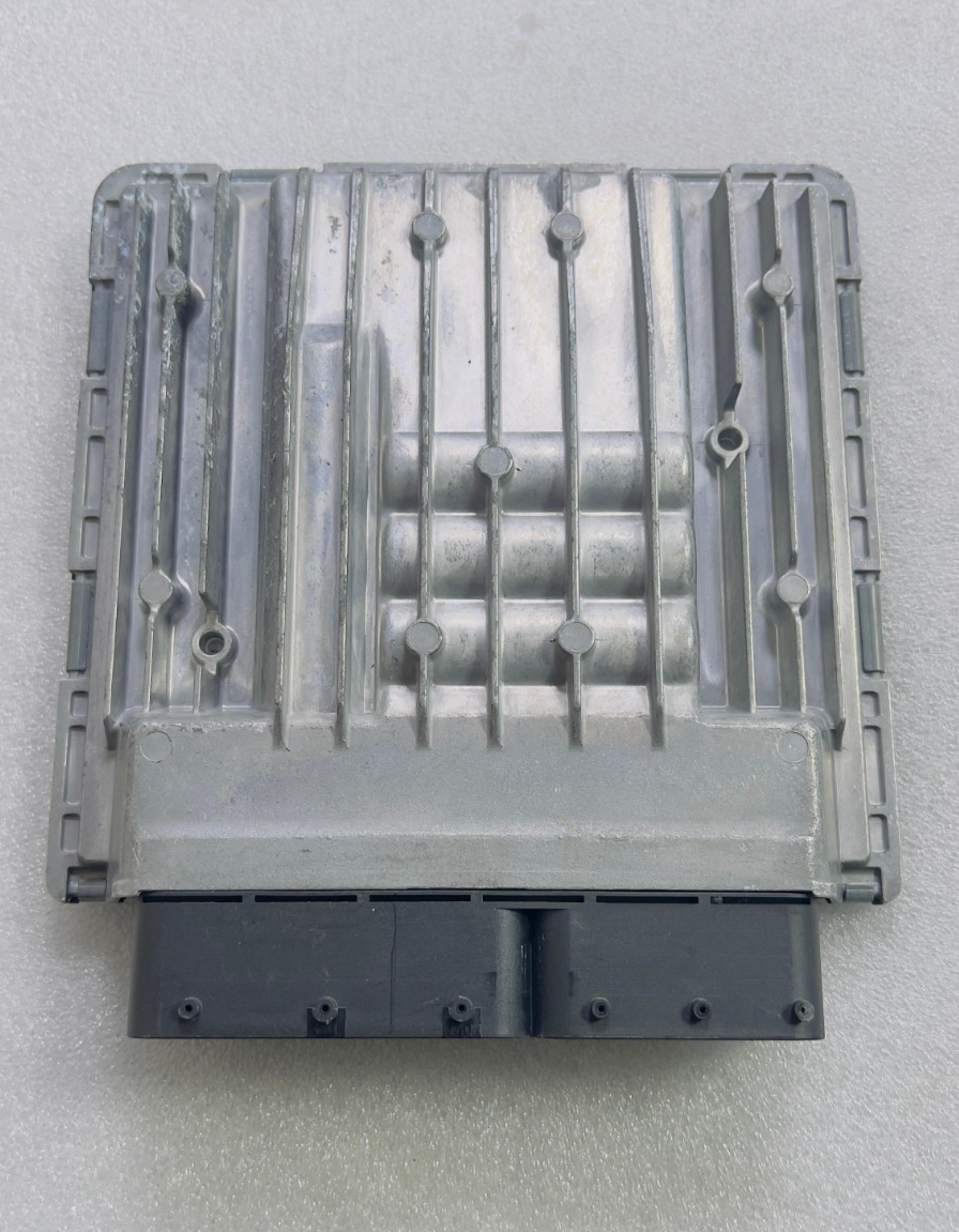 BMW 1,3, SERIES E82, E90, X3 E83 N52 ENGINE CONTROL UNIT ECM DME MSV80.1 7602216