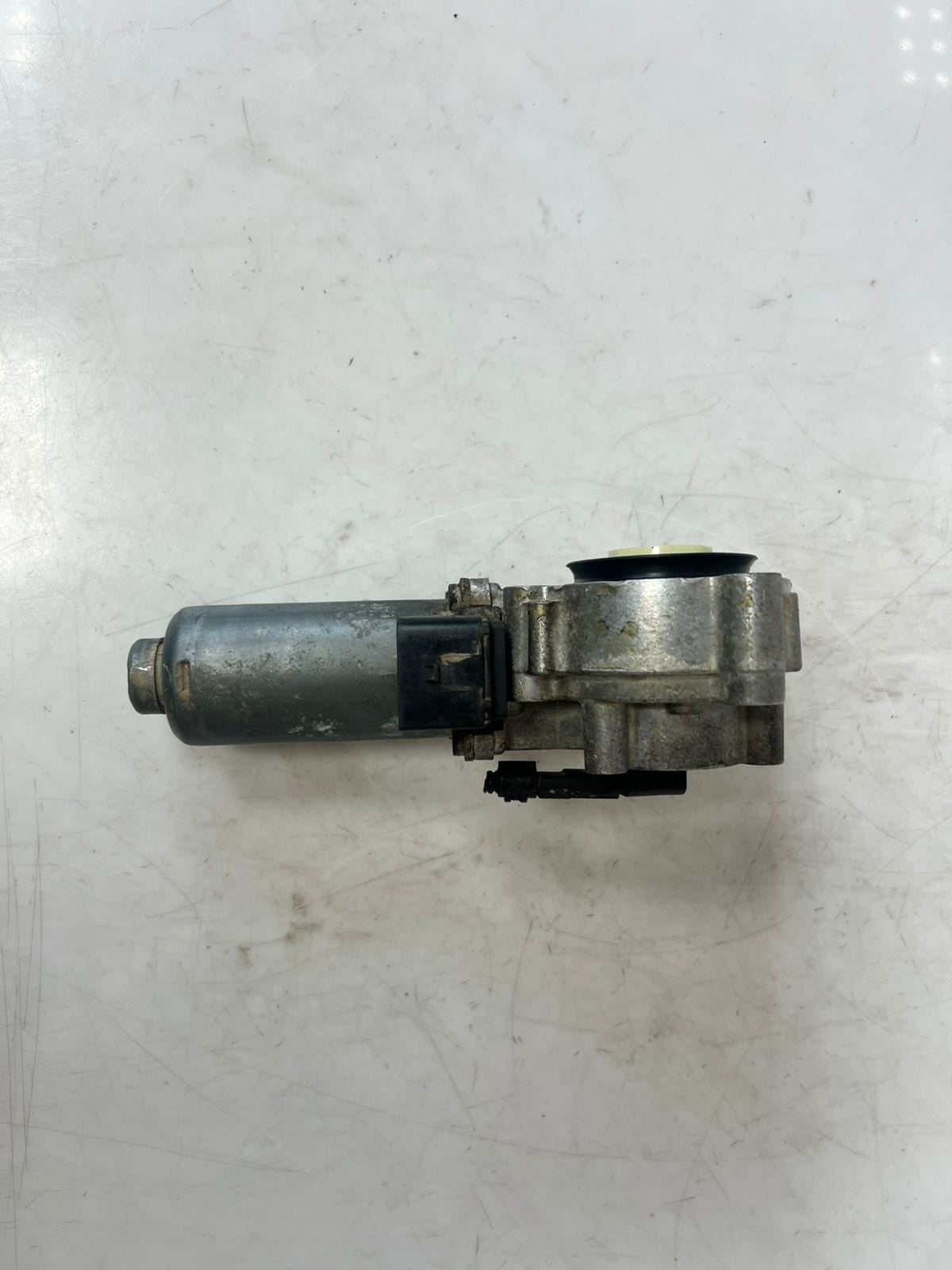 2004-2010 BMW X3 E83 X6 X5 E53 E70 Transfer Case Actuator Motor 7528559 OEM