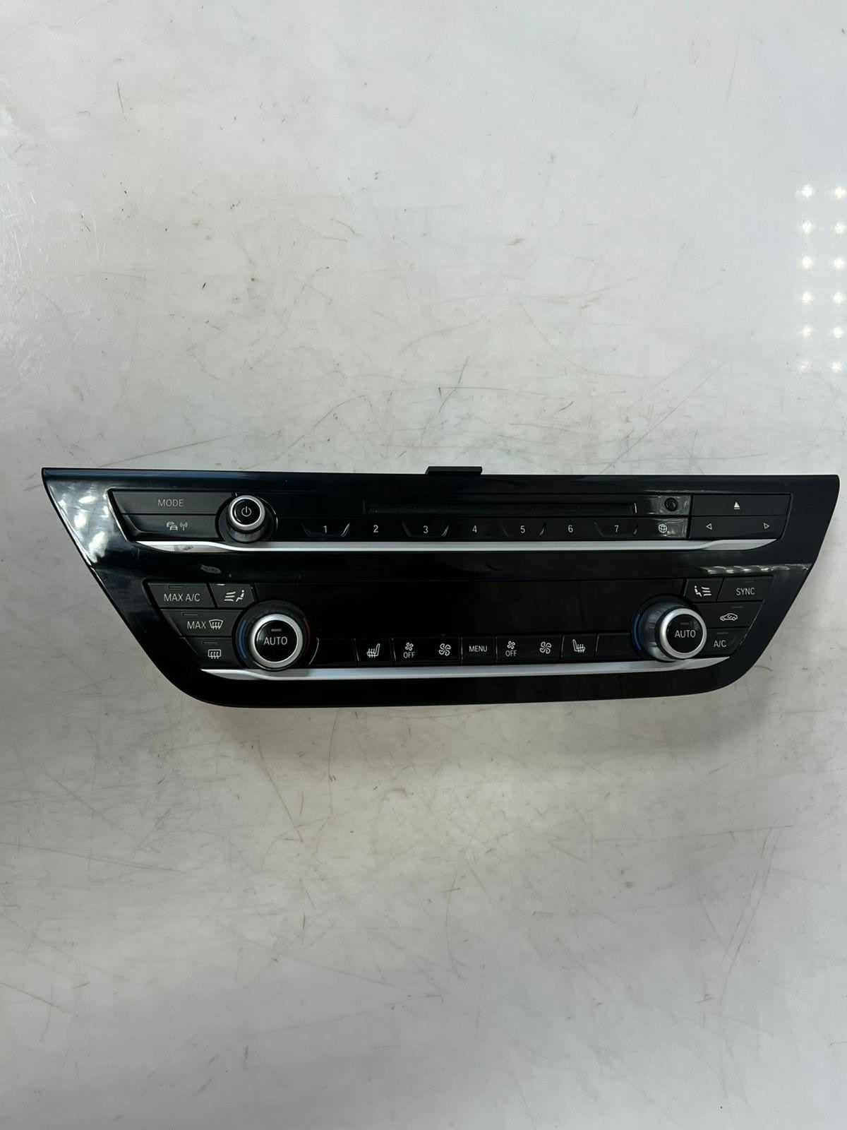 2016 BMW 5 Series G30 G31 A/C condition Climate heater Control Panel 6834435 OEM