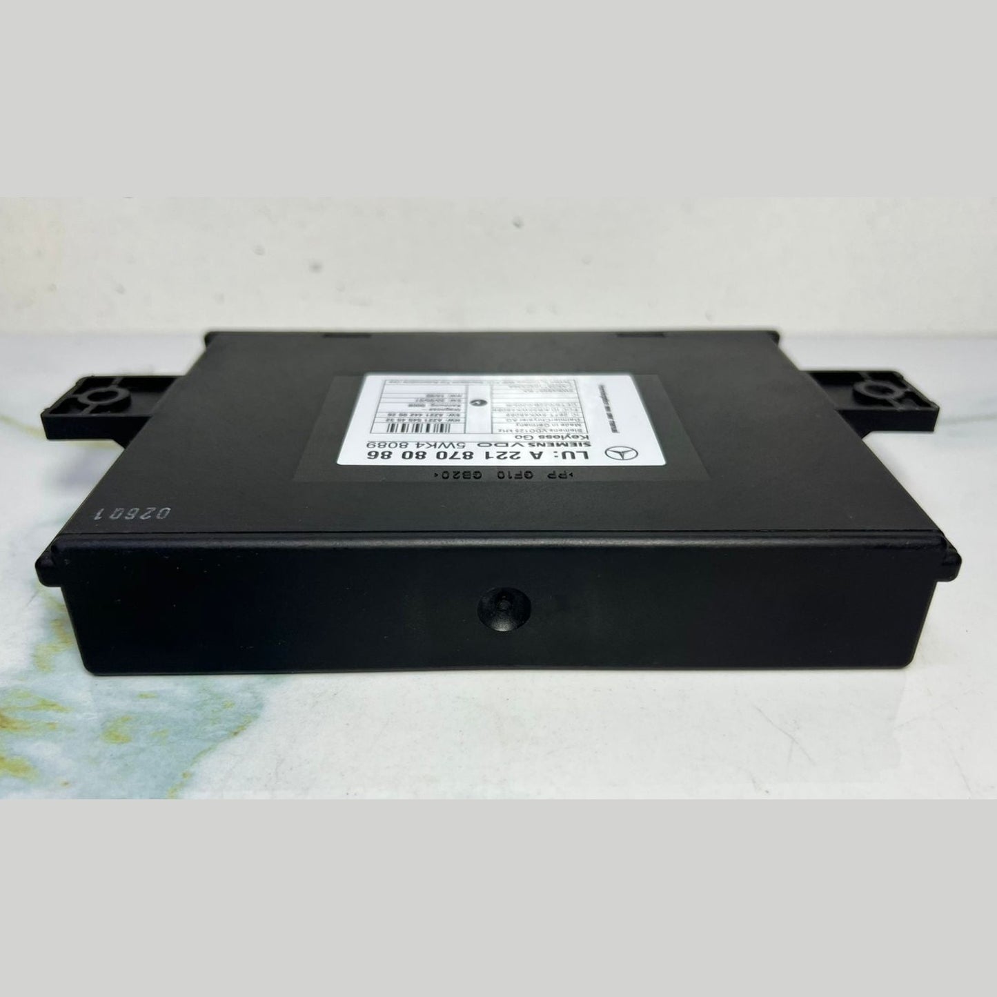 2007-2010 Mercedes-Benz S550 Keyless Go Control Module A2218708086 W221 S-Class