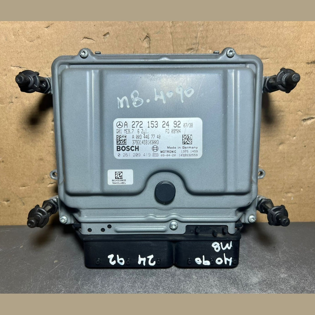 08-12 Mercedes W212 E-Klasse Motorsteuergerät ECM ECU A272 1532492 OEM