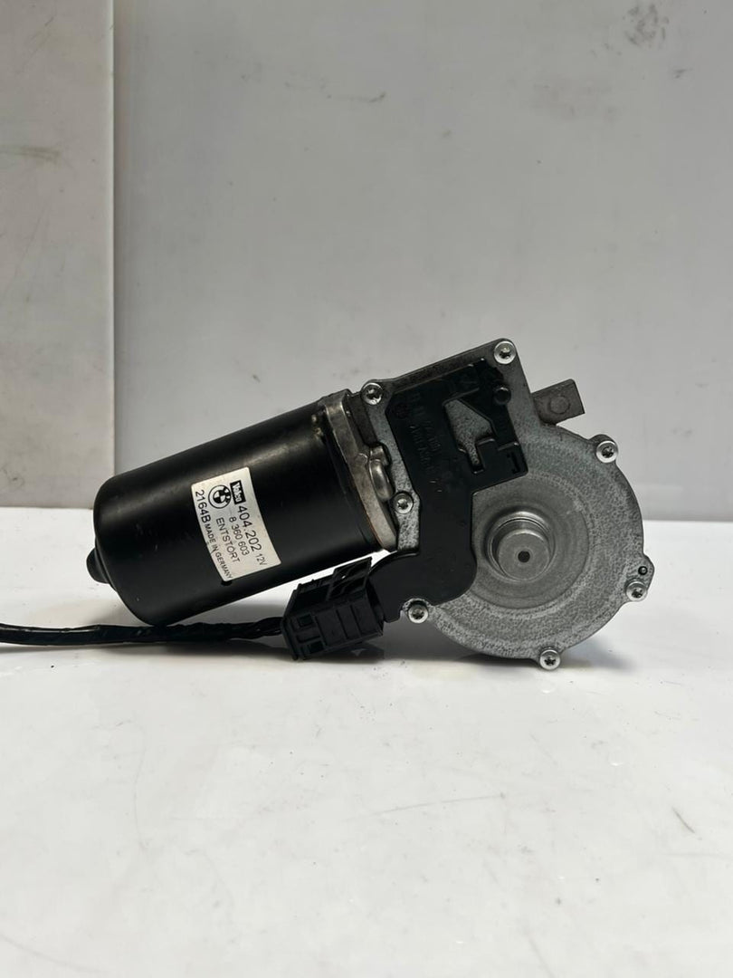 BMW M5 525i 528i 530i 540i E39 Windshield Wiper Motor With Linkage 8360603 OEM