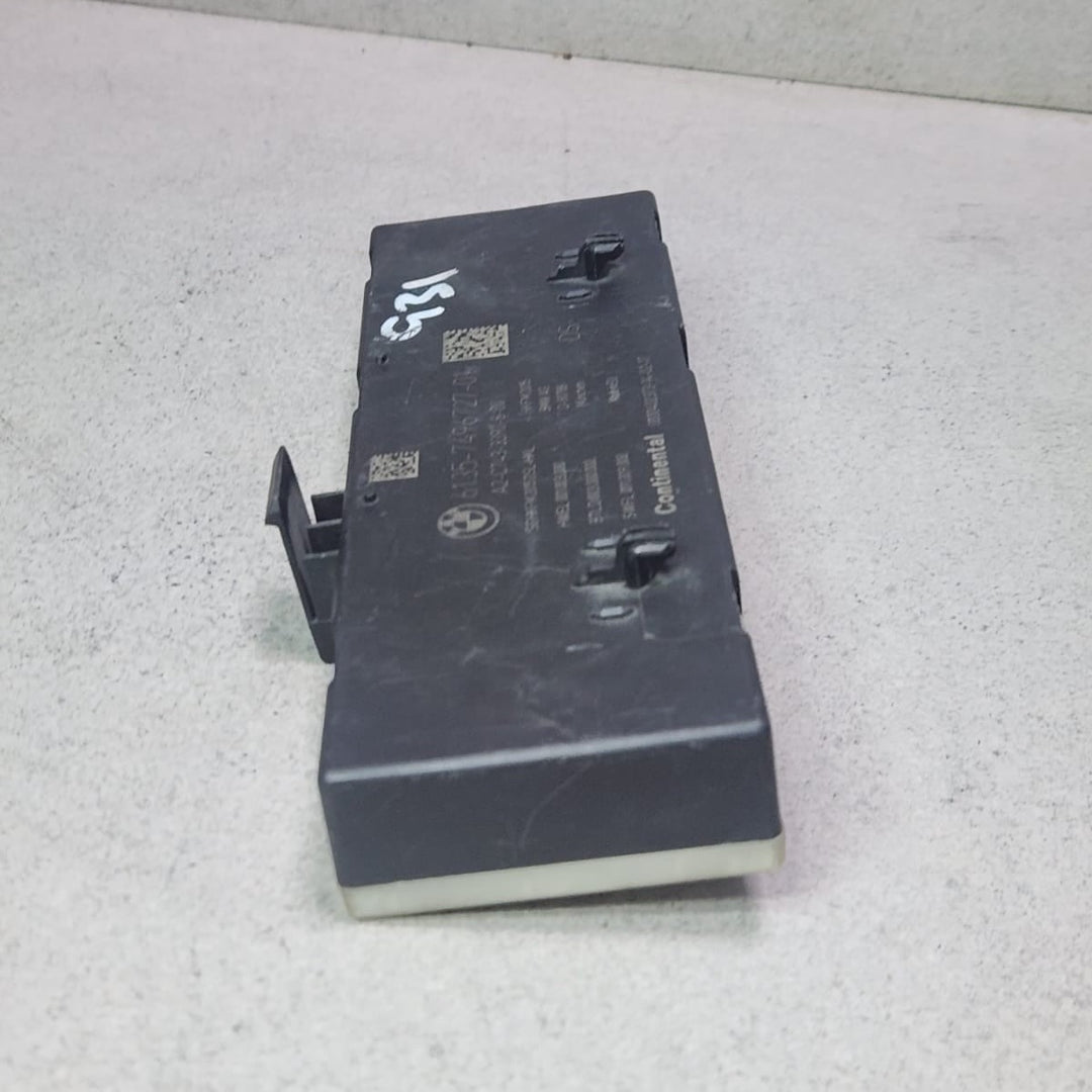 2017 BMW 530i Tailgate Control Unit 7496727 5 Series G30 G31 and 7 Series G11