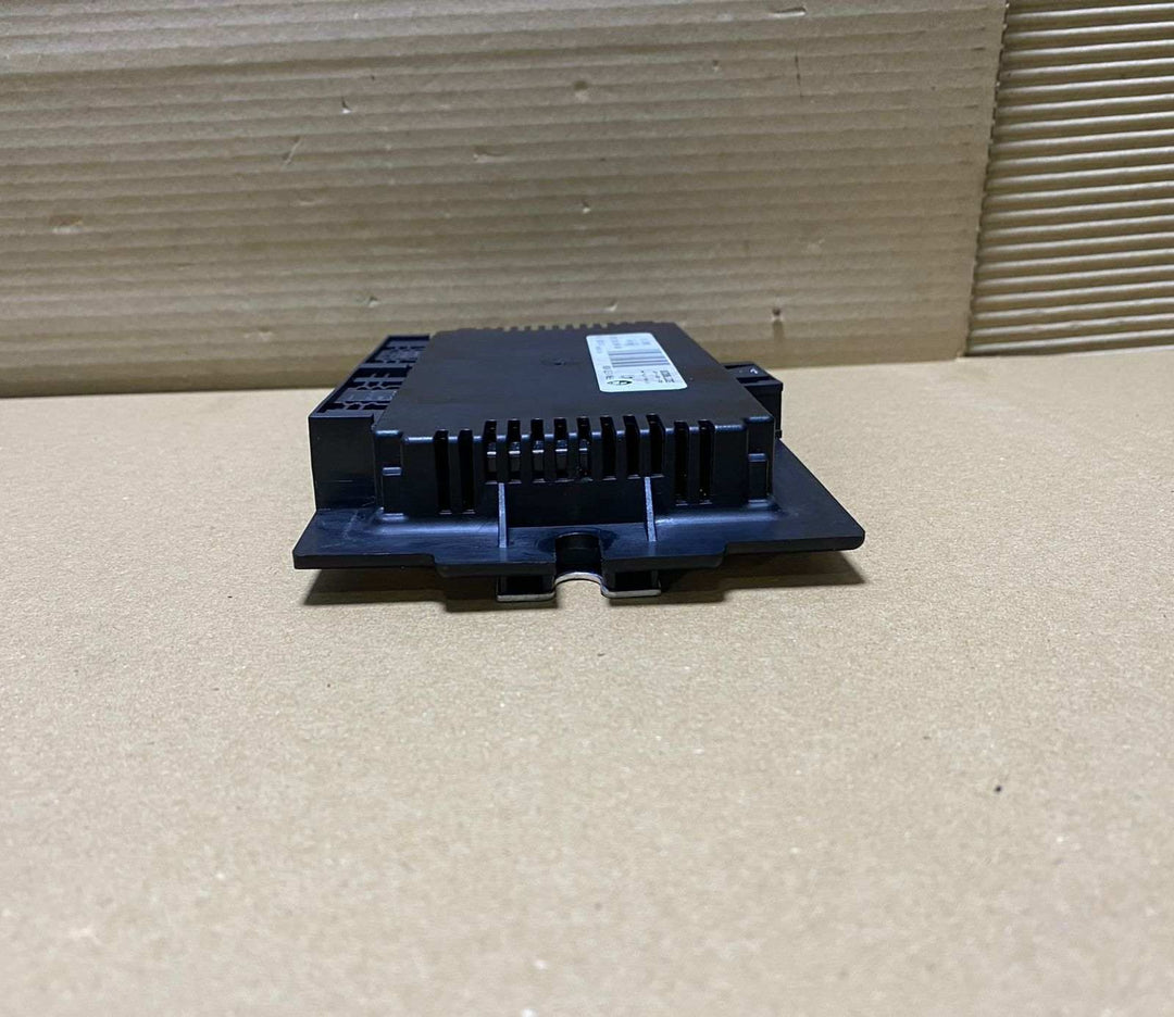 BMW Footwell Light Module Control Unit 9153802  X5 E70 