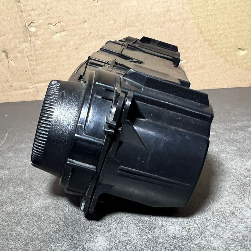 04-10 Mercedes-Benz W219 CLS A/C Heater Climate Control Panel A219 8303185