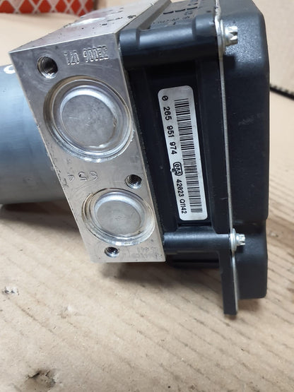 2013-2014 BMW X1 E84 E90 Hydraulic Unit ABS Pump Module 6860214 OEM