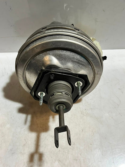 2010-2011 BMW 5 Series F10 F11 F06 F12 F13 528i Brake Booster Master Cyl 6796726