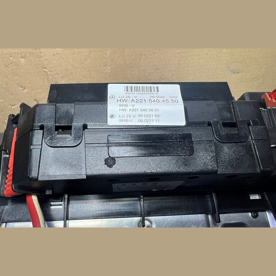 Mercedes W221 S-Class Front Fuse Relay Box SAM Control A221 5404550  2215401001