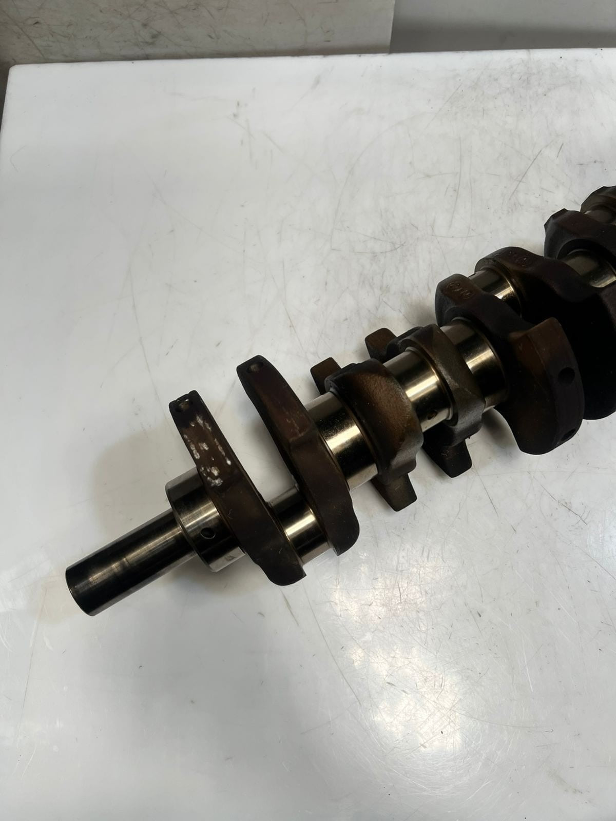 2002 BMW 320i 5 Series E39, E60, E61 M54B22 2.2 170HP Crankshaft 1437581 OEM