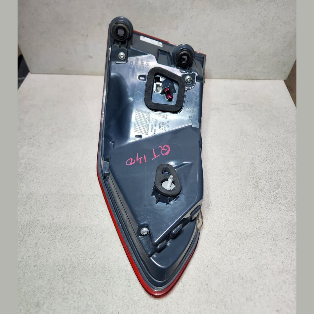 BMW 5 Touring Rear Tail Light Left Outer Led 7388947 5 Series G31