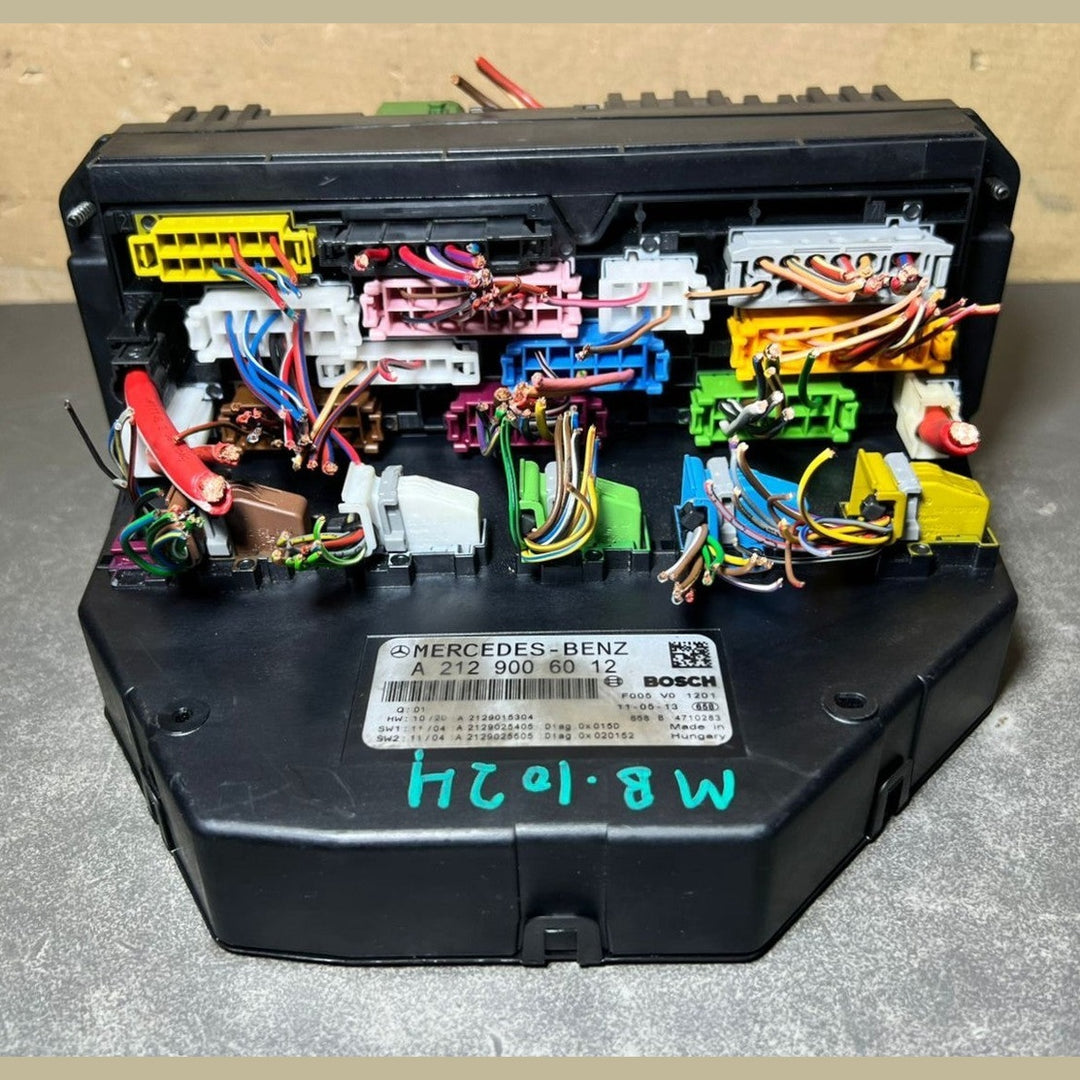 2010-2016 Mercedes W204 W212 C250 E350 Front SAM Module Fuse Box OEM A2129006012