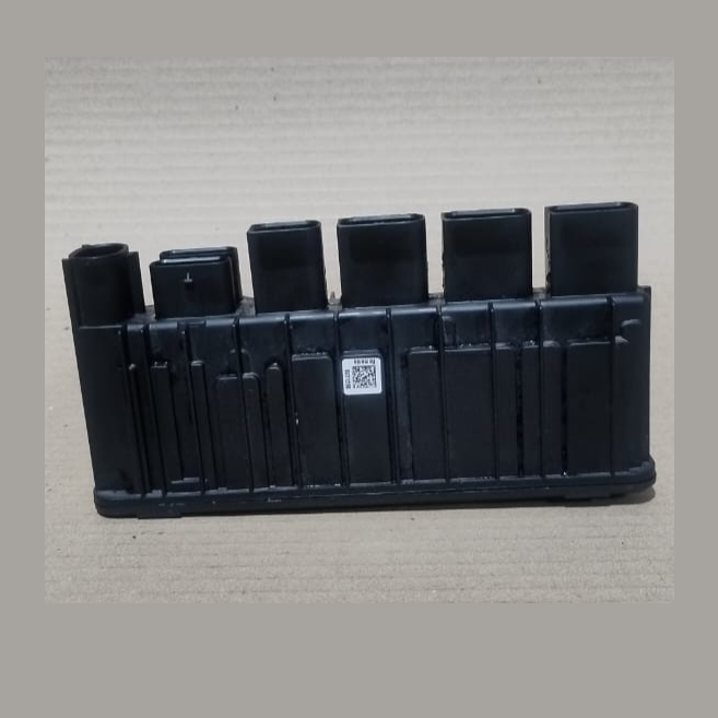 BMW X3 G01 INTEGRATED SUPPLY POWER DISTRIBUTION MODULE OEM 8638551
