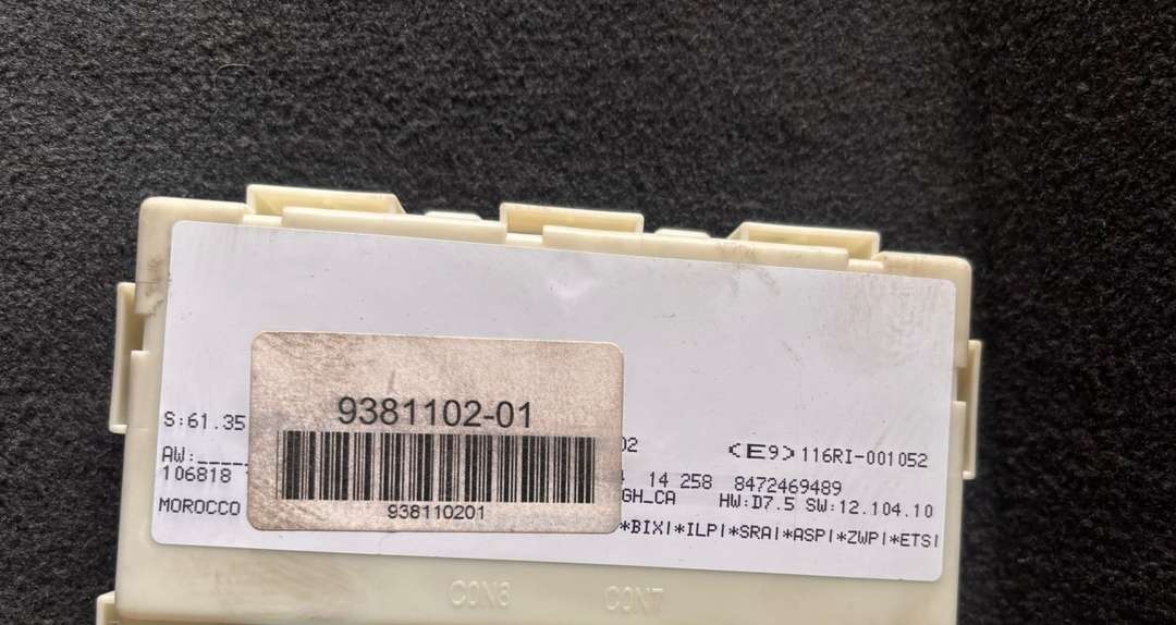 BMW 1 F20 PRE LCI 118i  N13B16A  ENGINE CONTROL UNIT ECU KEY LOCK SET - 8610484