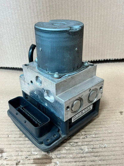 2007-2013 BMW X5 E70 ABS HYDRAULIC PUMP Control Module 6854702 OEM