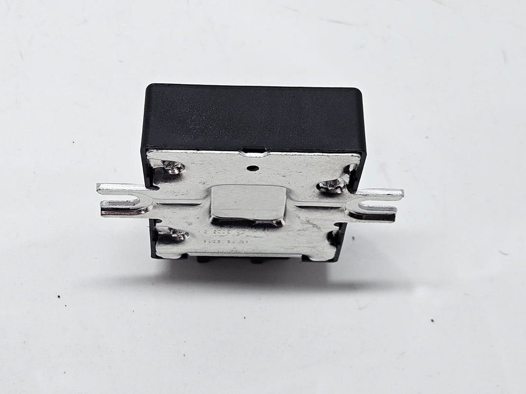 9494391-2018 BMW X2 F39 RHD Fuel Pump Control Module OEM