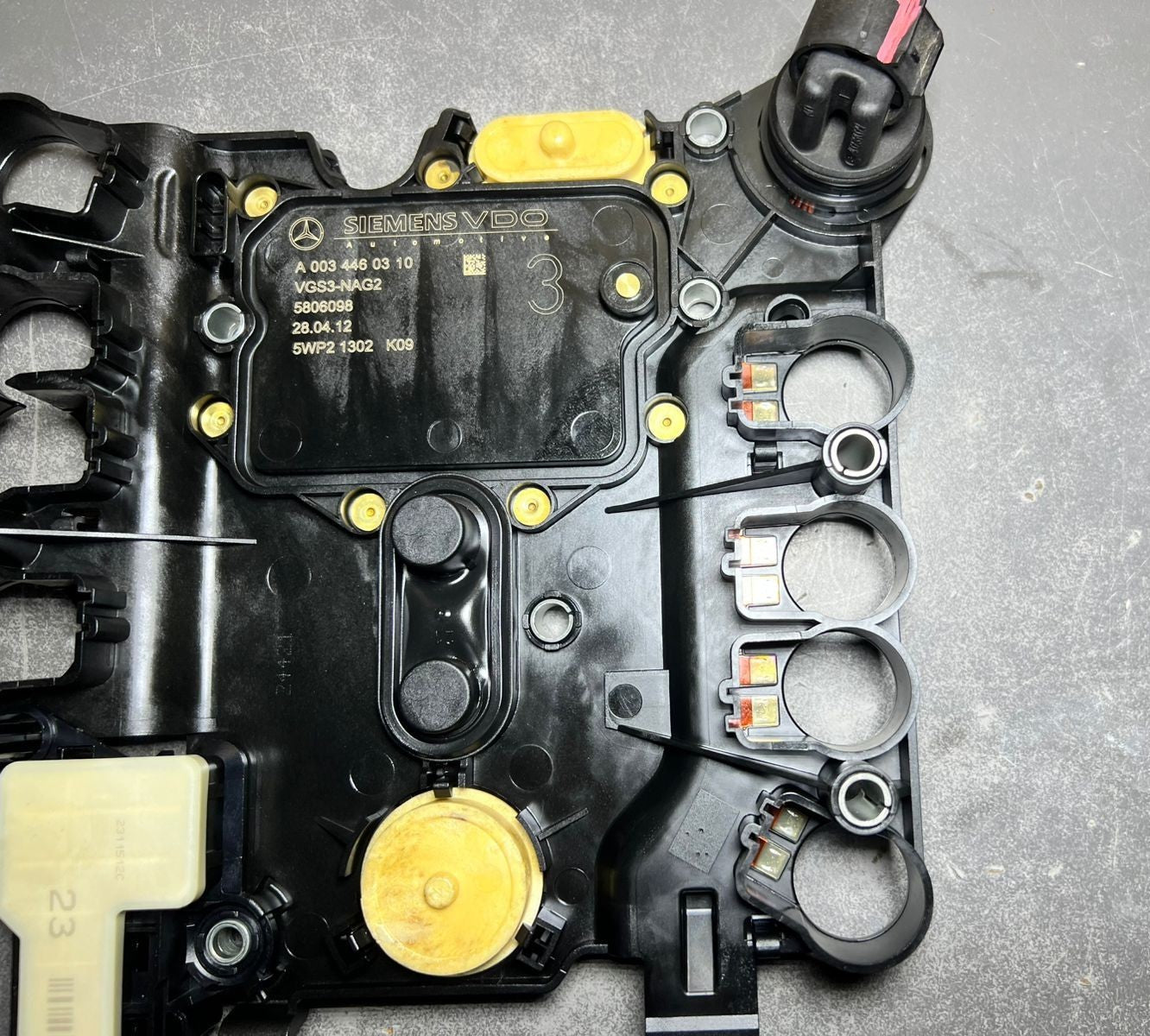 Mercedes-Benz 722.9 Transmission Siemens Conductor Plate VGS3 4PIN TCU – OEM