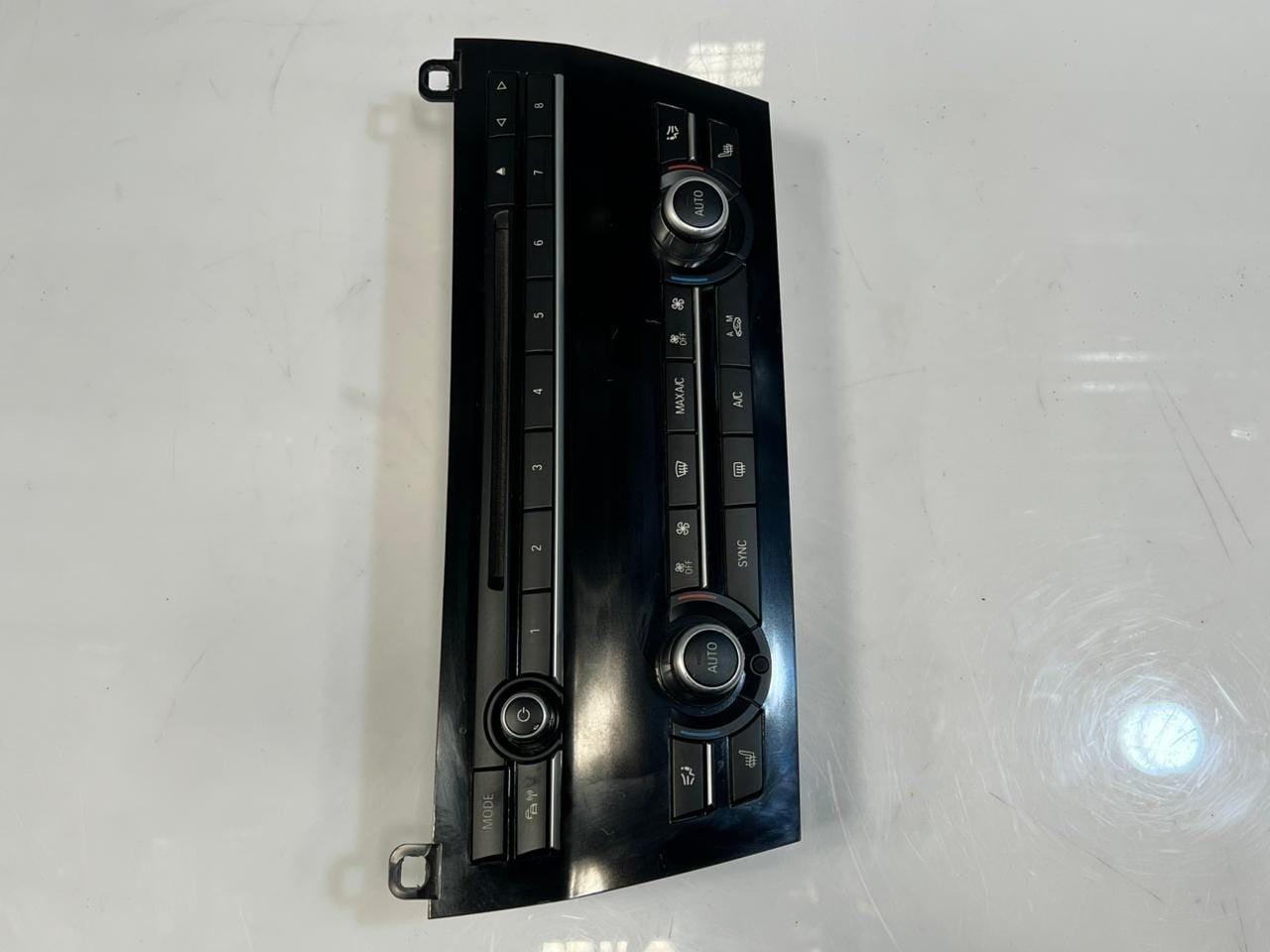 BMW 7 Series F01 F02 Radio Air Conditioning Switch Control Unit Panel 9331872