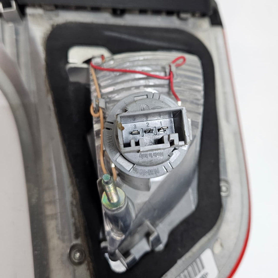 2007-2014 BMW X6 E71 E72 Rear Tail Light 7179987 