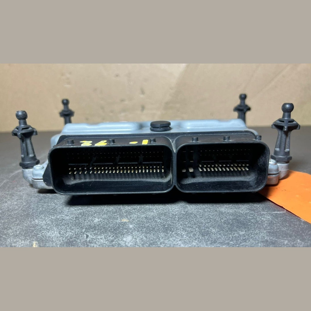 04-09 Mercedes W211 E-Class Engine Control Module Unit ECM ECU A272 1531092 OEM