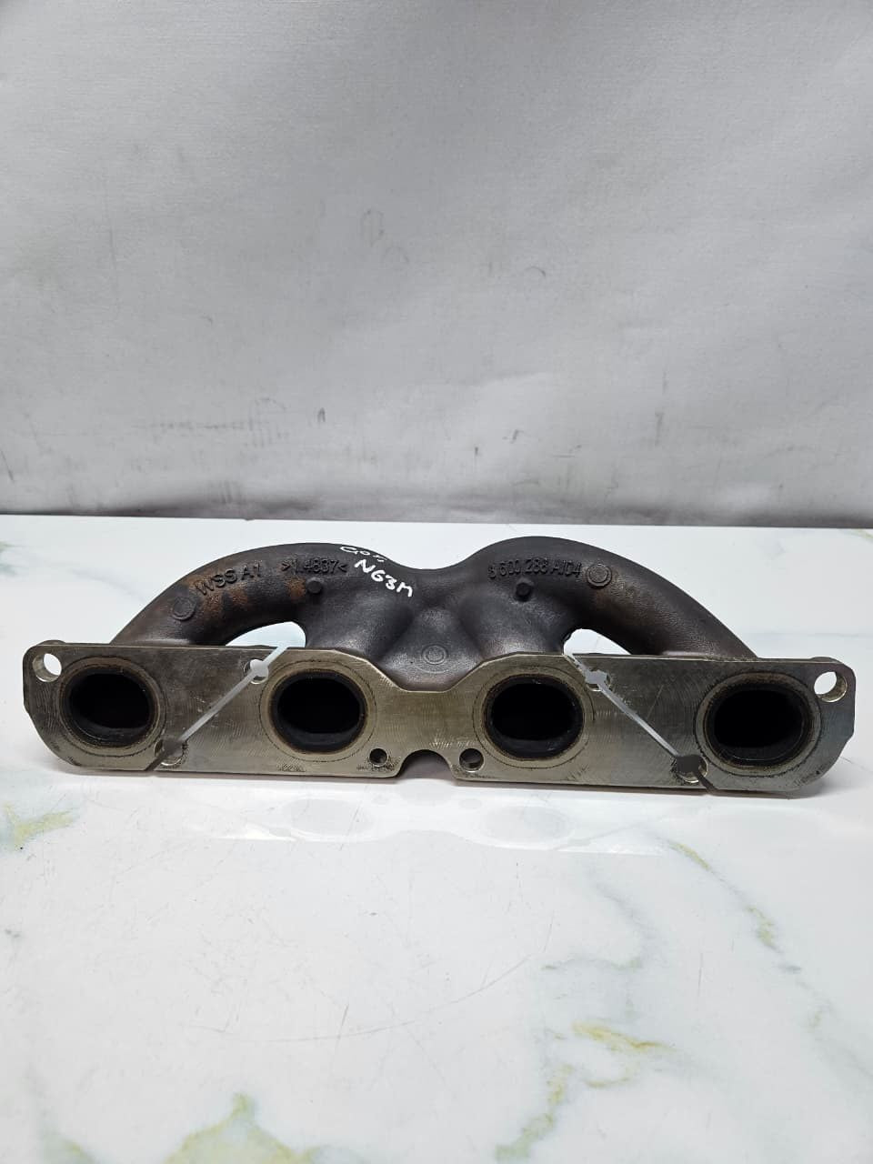 2015-19 BMW G11 G12 X5 G05 F15 with 4.4 V8 N63 engine Exhaust Manifold 8600288