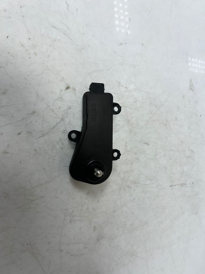 2006-2008 BMW 750Li 7' E60 E61 E70 E65 E66 E67 Intake Manifold Actuator 7537998