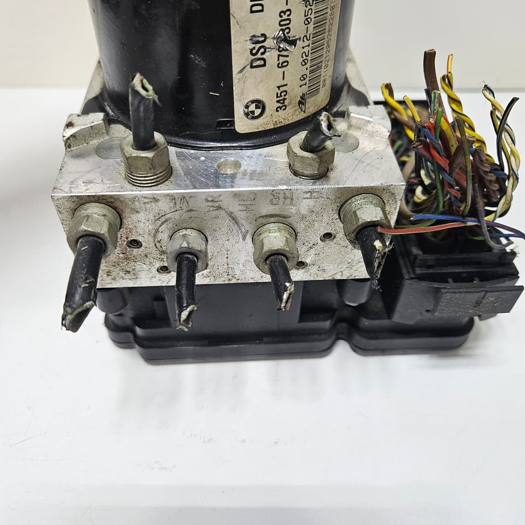 2009-2013 BMW 3 Series E90 E91 E92 E93 328i ABS Brake Pump Module 6789304