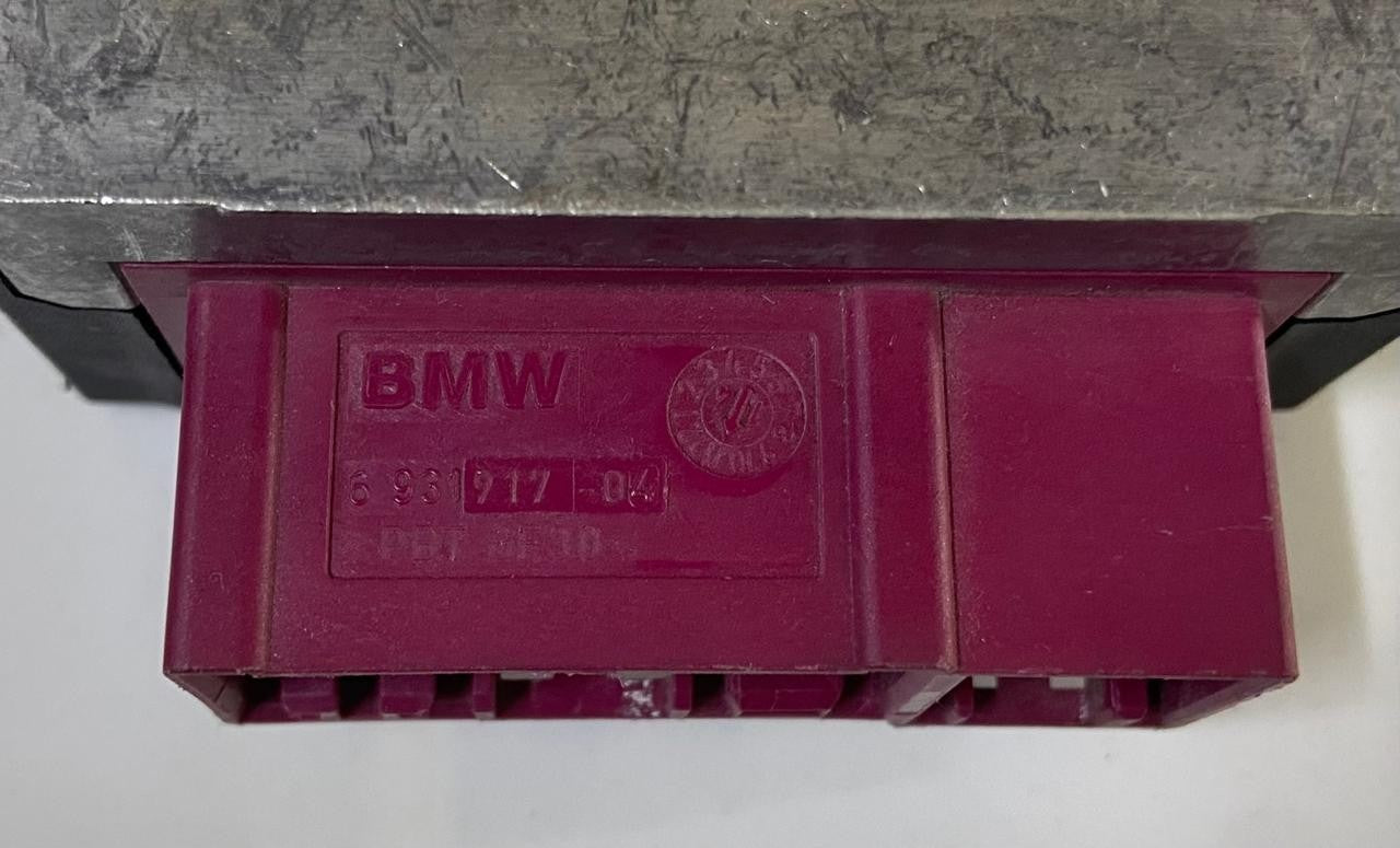 OEM BMW 3 Series F30 F35 F31 Fuel Pump Control Unit Module 7407514