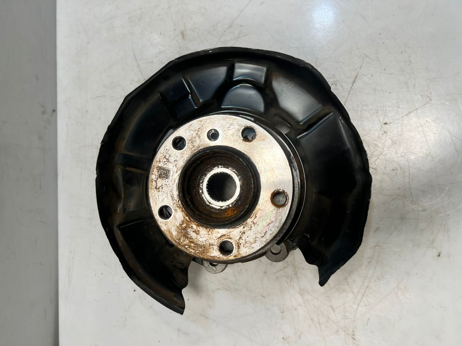 BMW 1' 2' 3' F20 F21 F22 F23 F30 F31 Rear Wheel Hub Rear 6867261 OEM