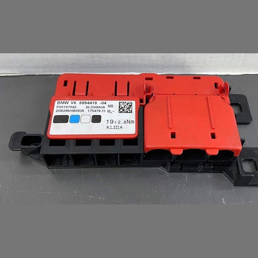 OEM 2021 - 2023 BMW G20 330 M340 G80 BATTERY TERMINAL POWER JUNCTION 6994419