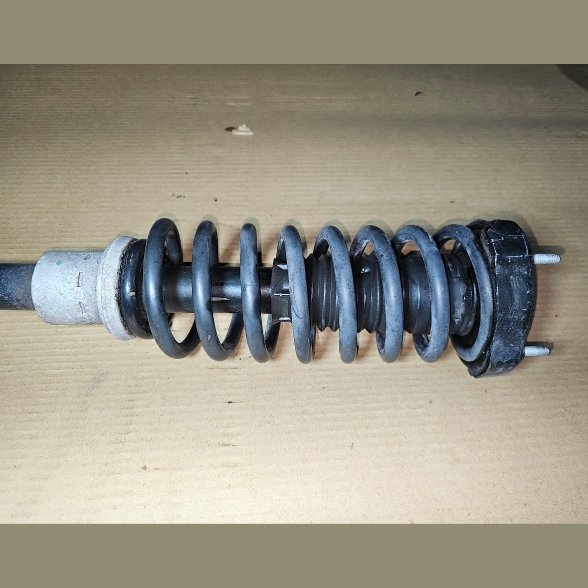 02-09 Mercedes W211 E-Class Front Left & Right Shock Strut Absorber A211 3200026