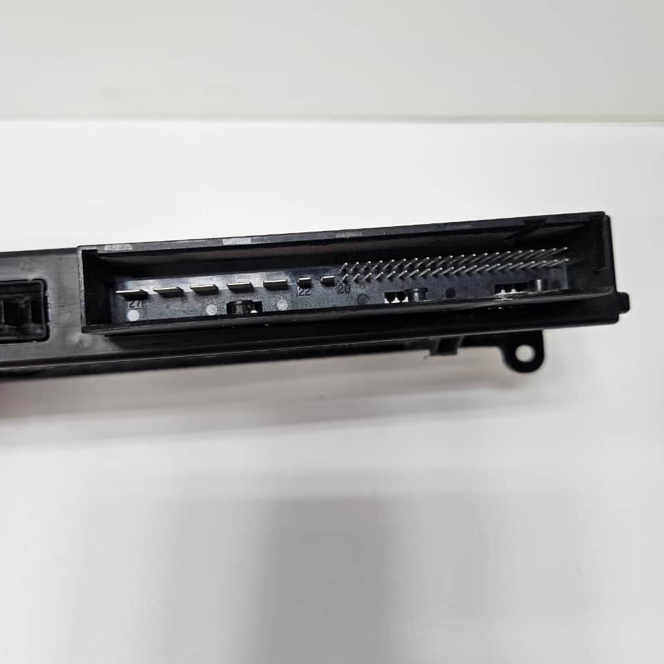 BMW F10 F11 F12 F13 5 6 series ELECTRONICS BODY CONTROL JUNCTION BOX V12 9288418