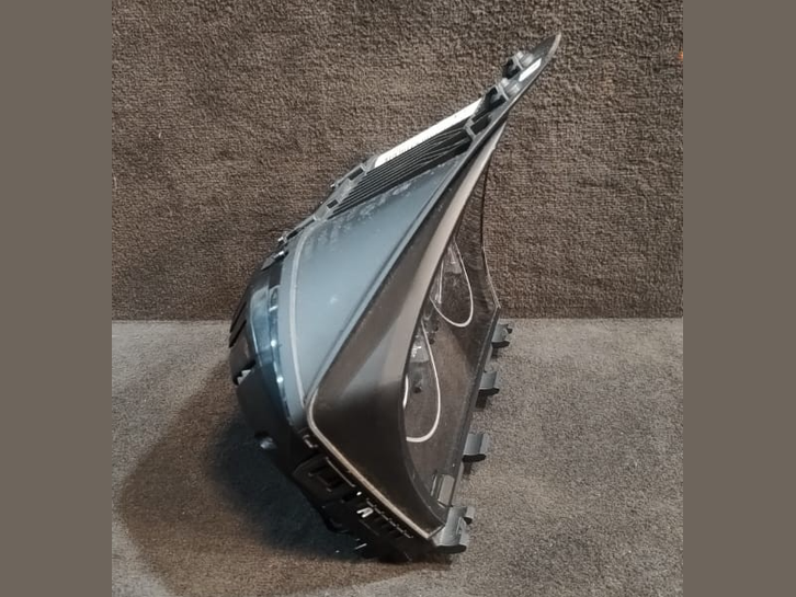 BMW X1 F48 2.0 DIESEL AUTOMATIC INSTRUMENT CLUSTER SPEEDOMETER KM/H P/N 9295446