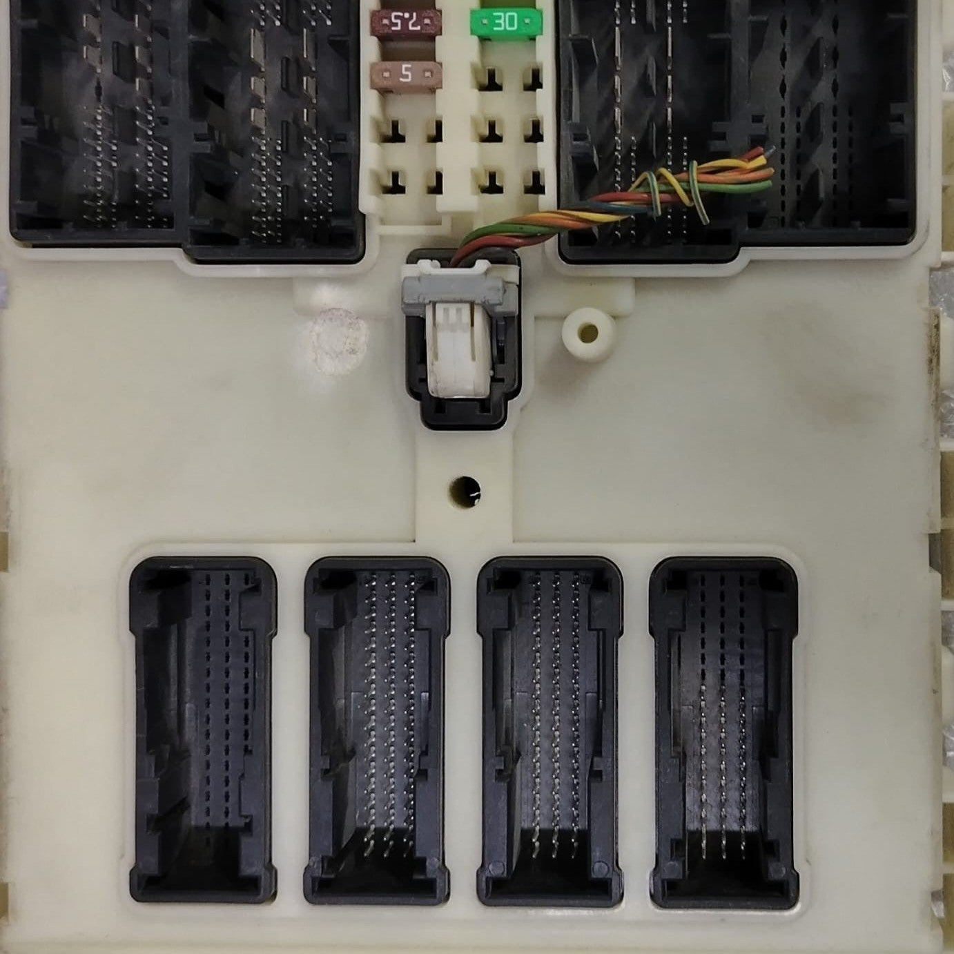 OEM BMW F22 F83 F33 M3 M4 Front Body Control Electric Module FEM 9387263