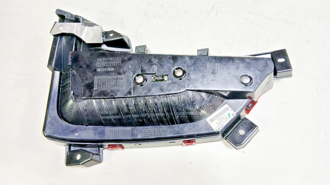 BMW 2021  i3 I01 s Electric Rear Right Tail Light 7389606