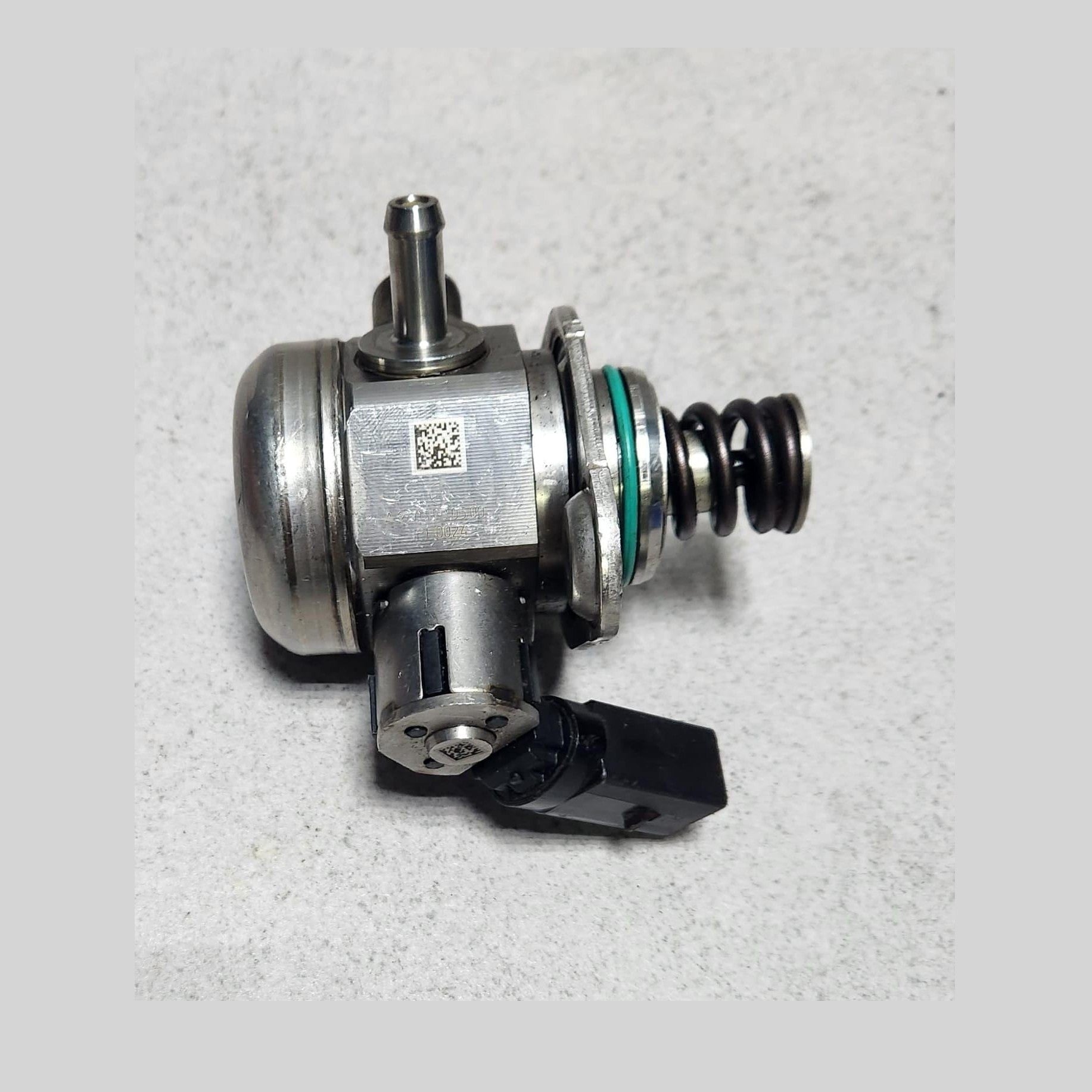 2019-2022 Mercedes-Benz A220 High Pressure Fuel Pump A2600700500
