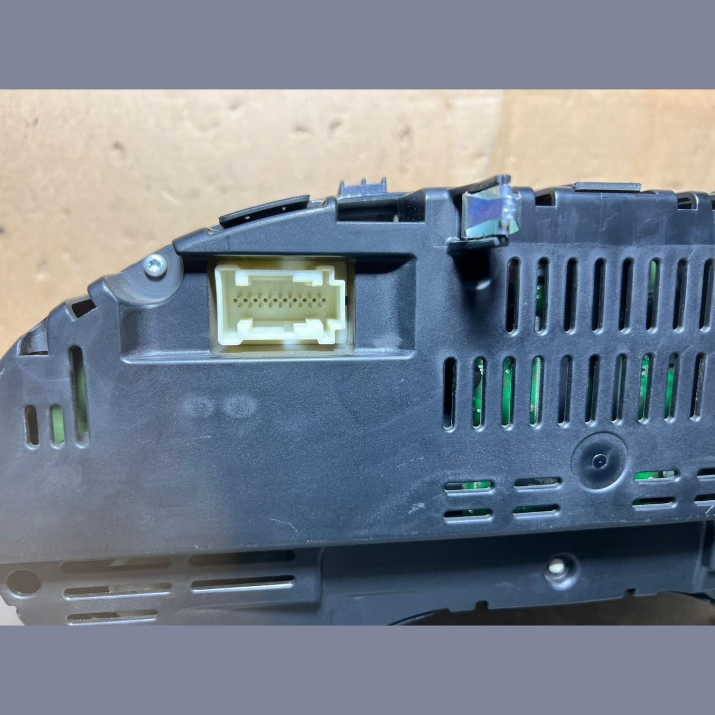 14-17 Mercedes-Benz W117 CLA Instrument Cluster Speedometer A117 9002001 OEM