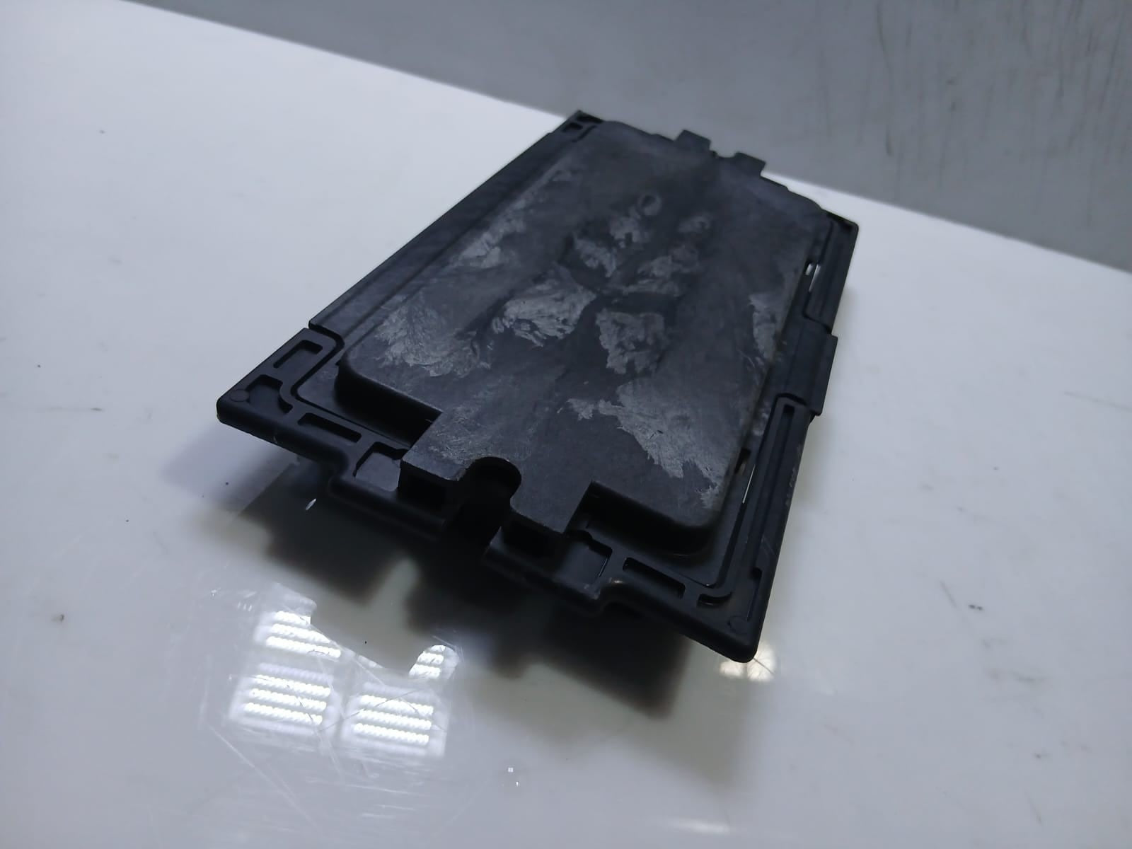 BMW 2007-2013 X5 E70 and X6 E71 Footwell Light Control Module FRM 9342897 OEM