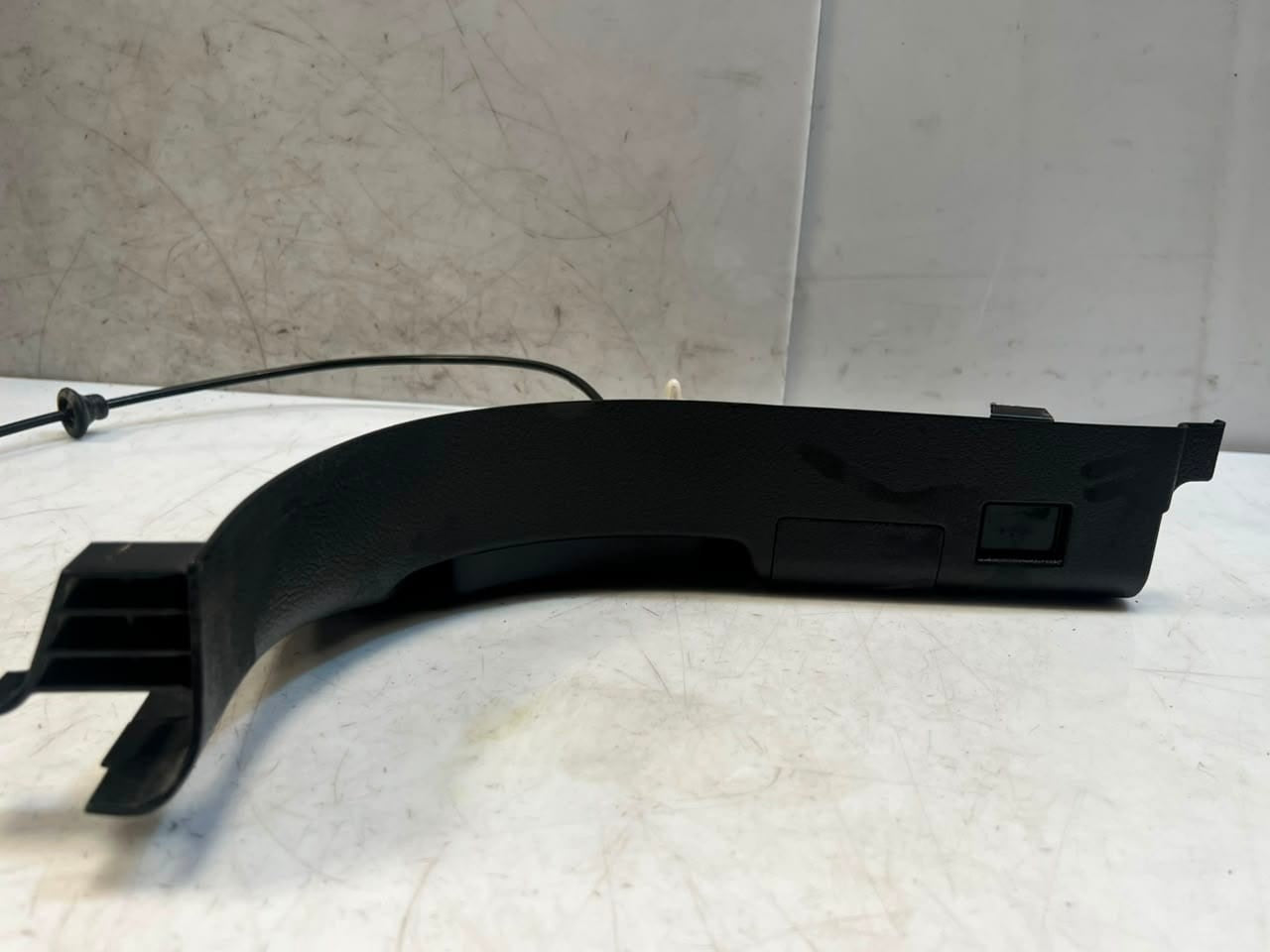 2011-2017 BMW X3 F25 X4 F26 Front Left Footwell Kick Panel Trim 9175043 OEM