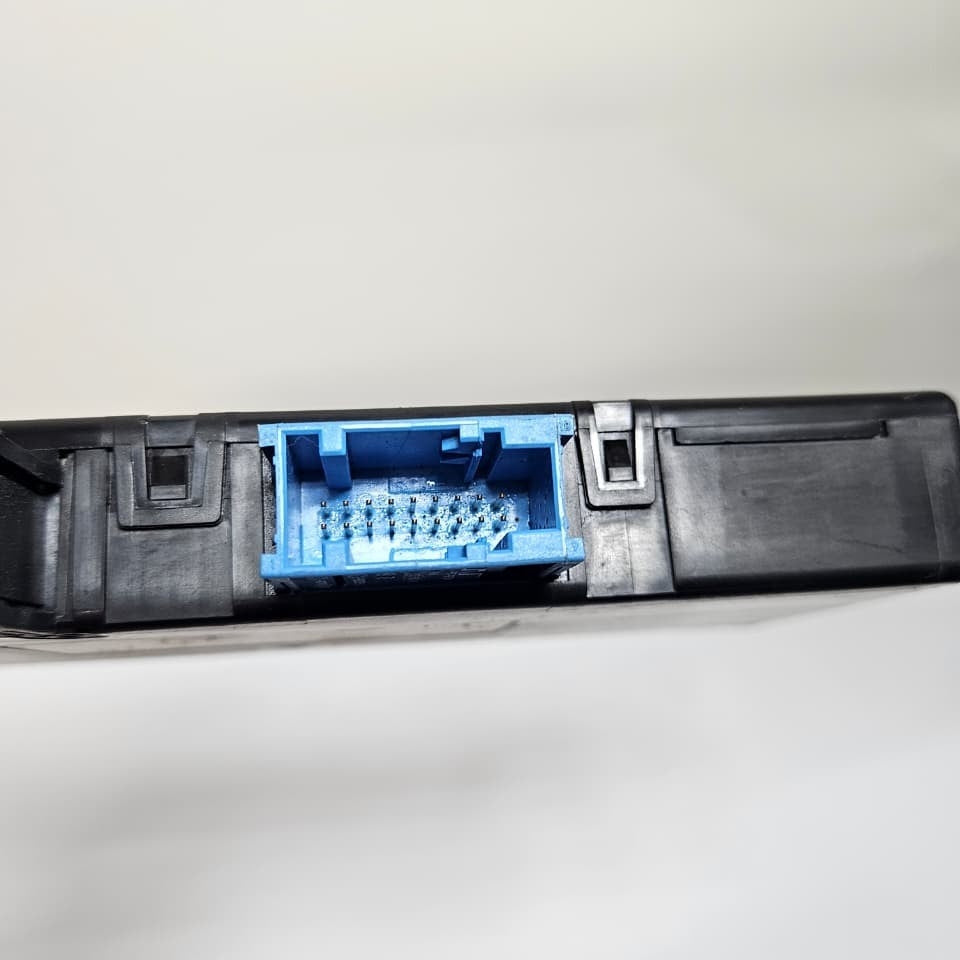 OEM 2011 - 2016 BMW F10 528 535 550 CENTRAL GATEWAY CONTROL MODULE 9321879