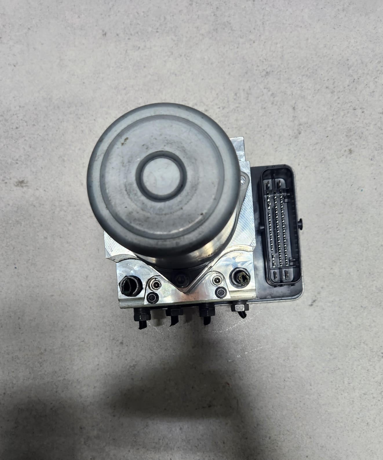2020 BMW 530e Abs Pump 5A28346 5 Series G30 G31 OEM