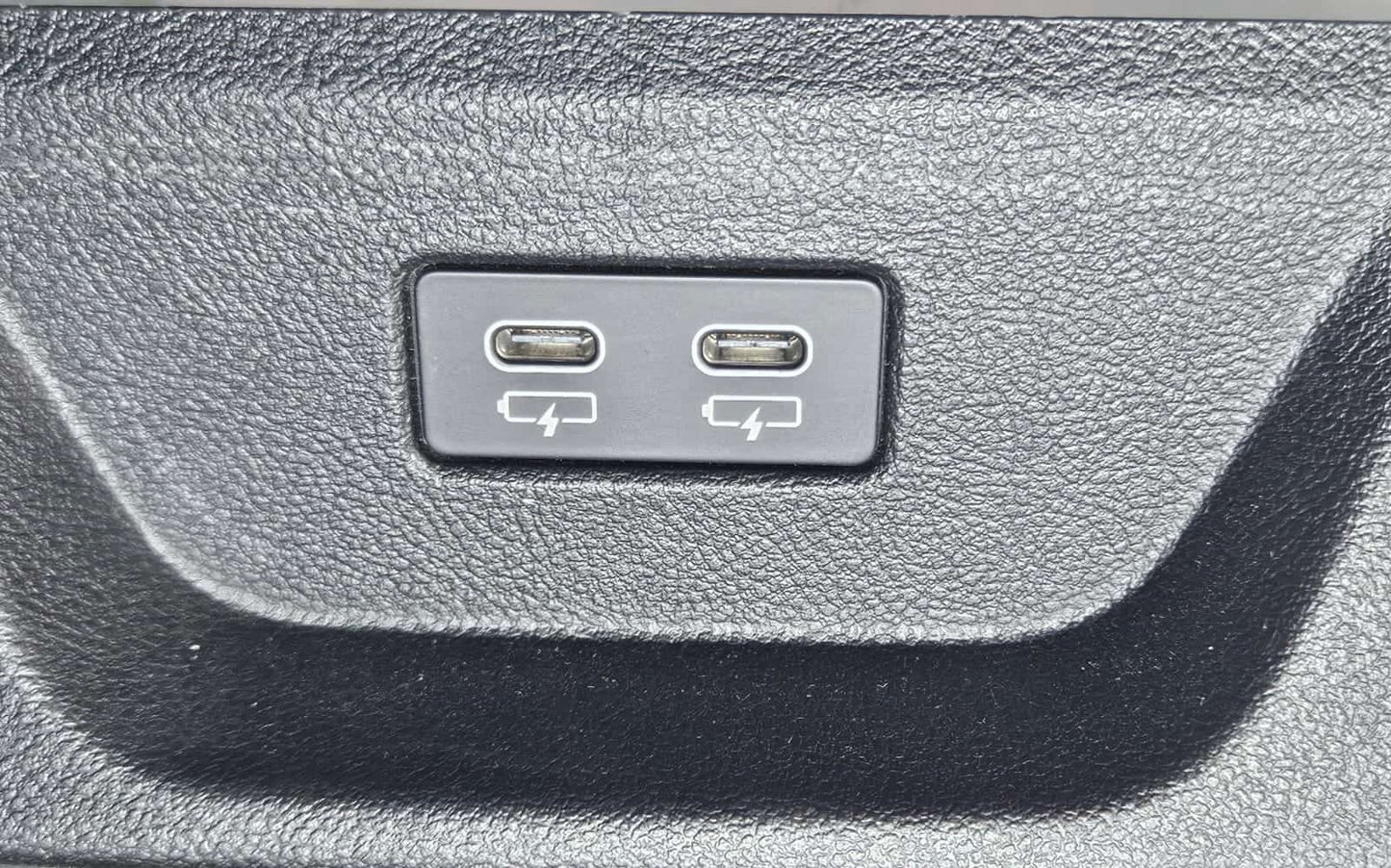 2022-2024 BMW X3 G01 Cover Center Console Rear 9461902 OEM