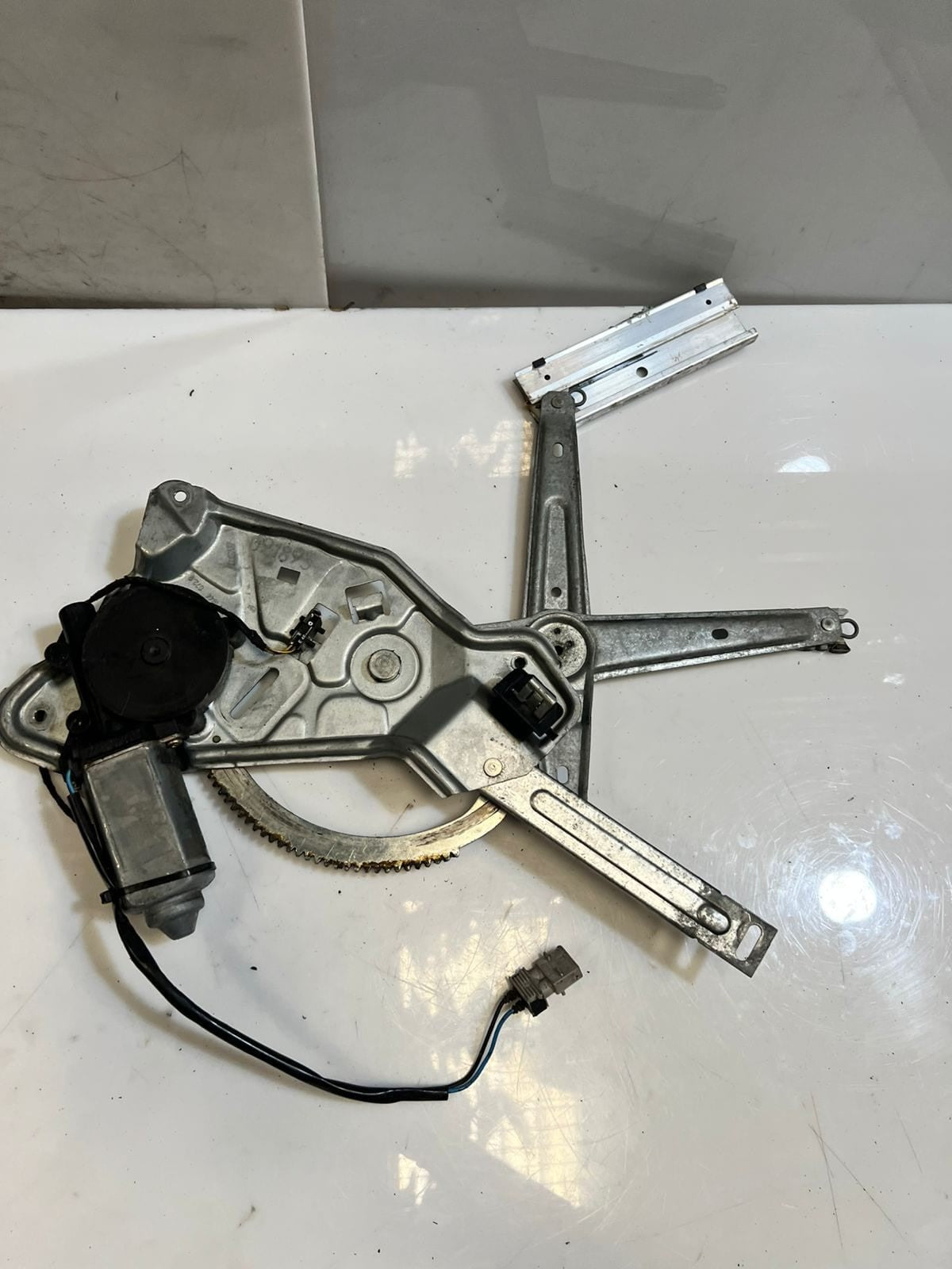 BMW 5 Series E34 Window Regulator Rear Right Electric 1944072 OEM