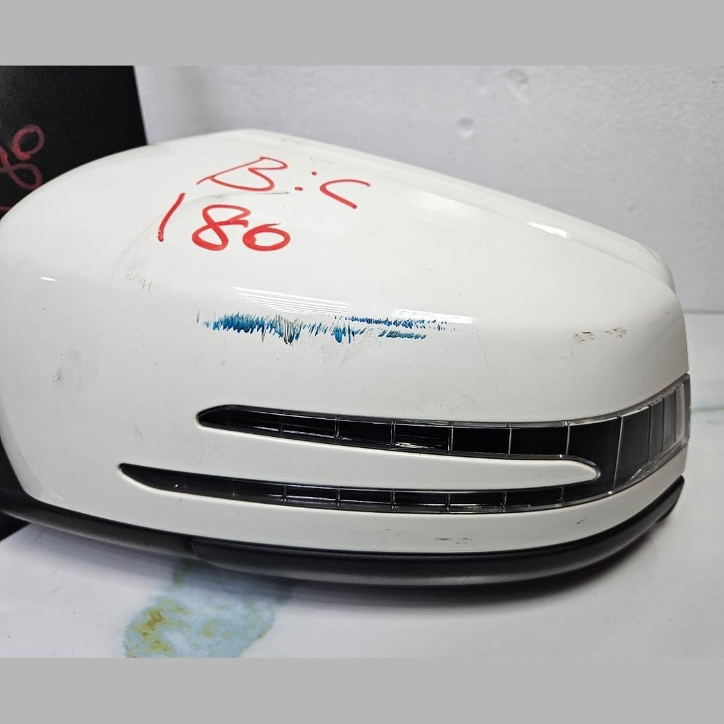 13-17 Mercedes W246 B-Clasa Left Side Mirror Signal Light Foldable A246 8102319