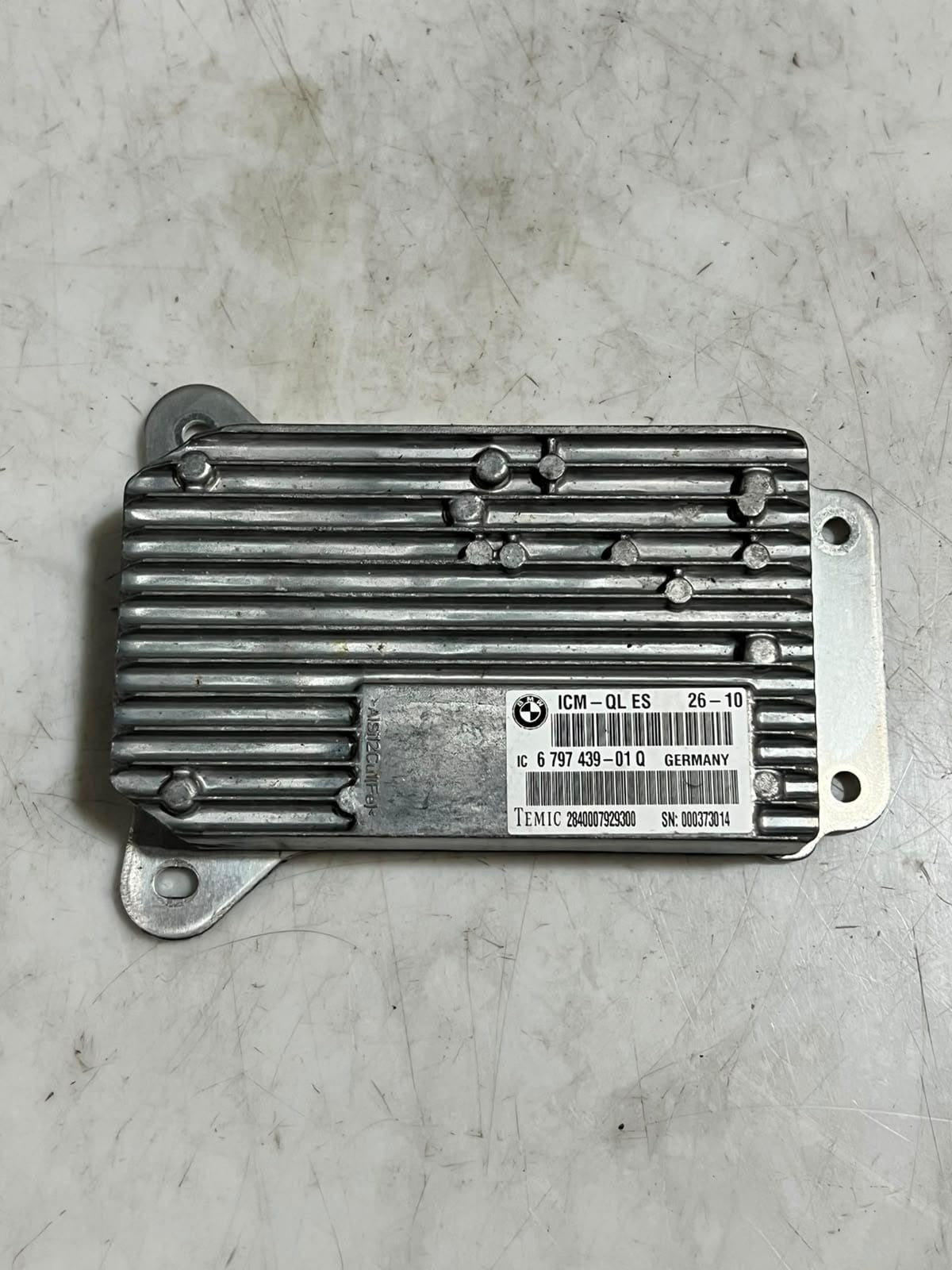 2009-2013 BMW 750Li F07 GT Integrated Chassis Mgmt Control Module 6797439 OEM