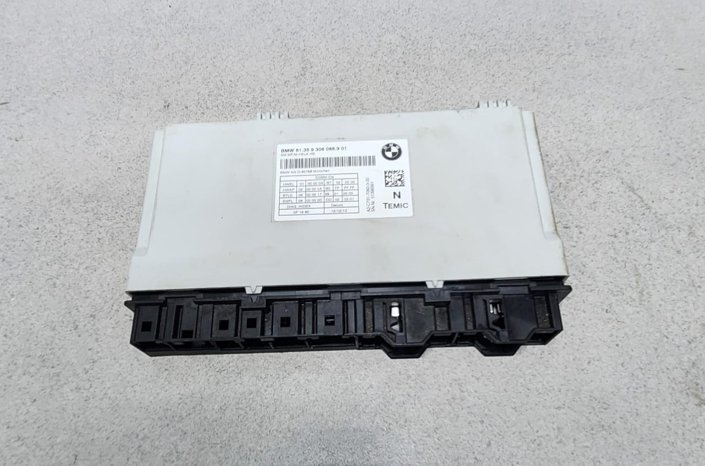 2014-2018 BMW X5 Front Seat Control Module 9306088 X5 and X6 OEM