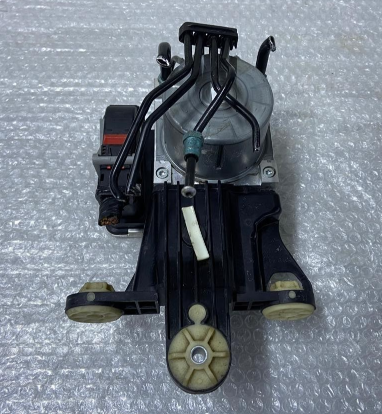 OEM 2021 BMW G20 G26 ABS PUMP ASSEMBLY 5A44C38-01 - 5A44C39