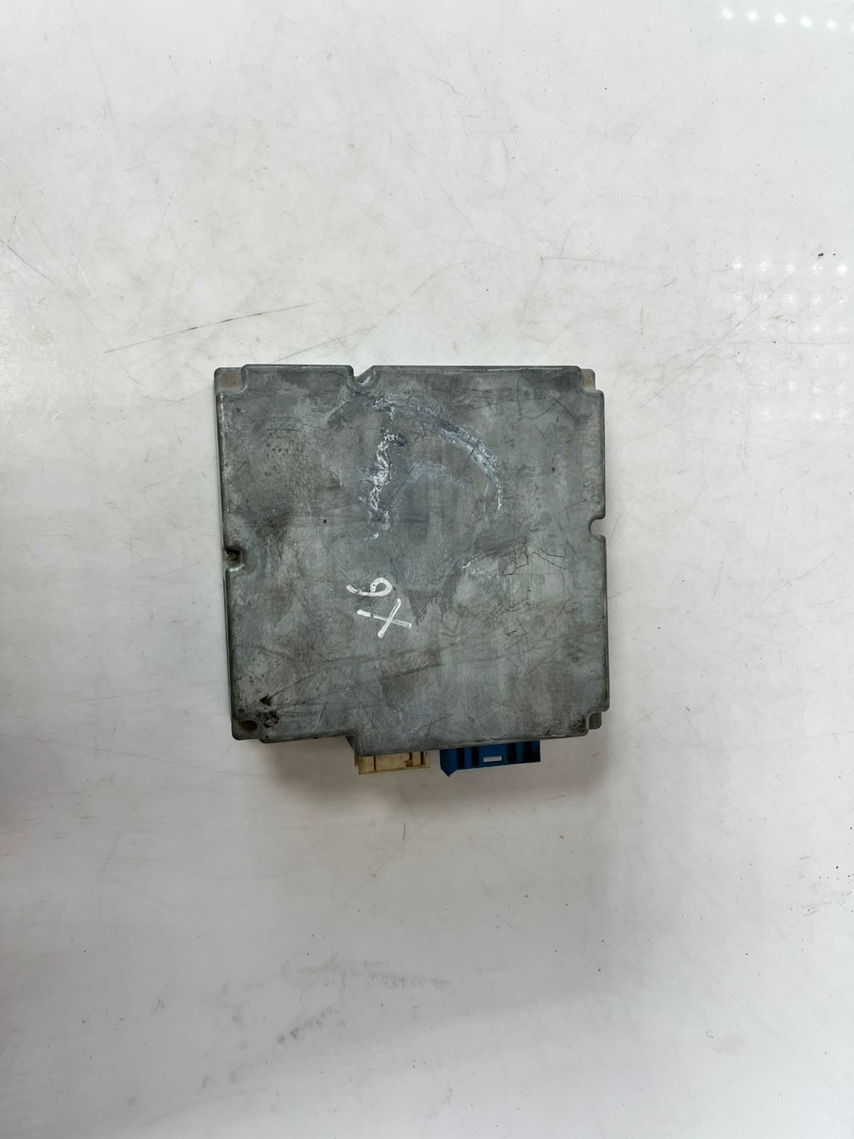 2008 BMW 3 E90 E91 335i Video Control Module Lead aerial 2.1m Radio NCDR 9196876