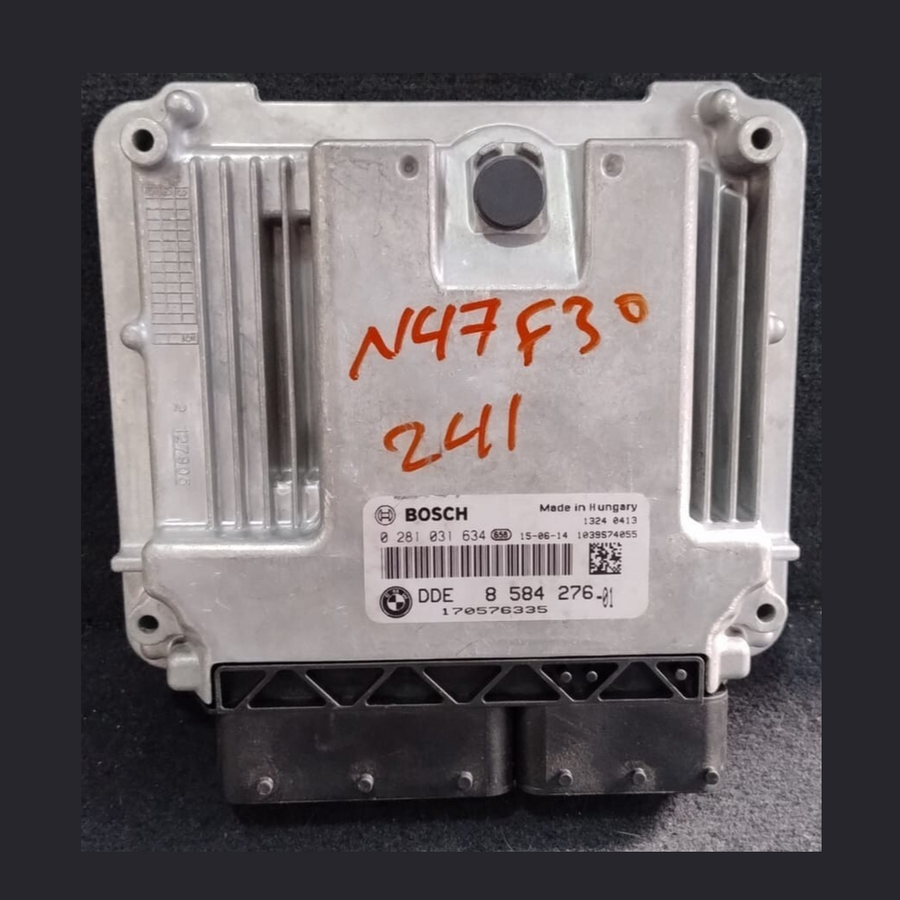 BMW 320d N47 F31 MOTORSTEUERGERÄT ECU NUR 8584276